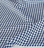 Leichte weiss blaue Baumwoll-Stoffe wie dieser sind sehr beliebt als blickdichte Kleiderstoffe/Bekleidungsstoffe, Vorhangstoffe oder Futterstoffe. Perfekt für Bekleidung, Dekoration oder zum Beziehen, Abhängen und Zuhängen. Damit macht man nichts falsch.