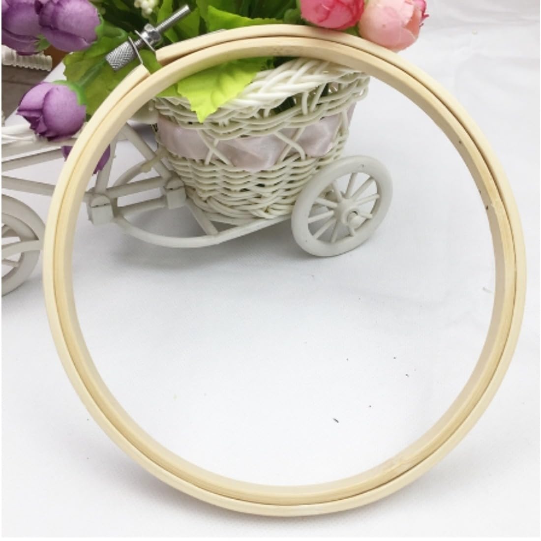 Cadre de broderie bois 9cm avec finition lisse pour ouvrage de précision