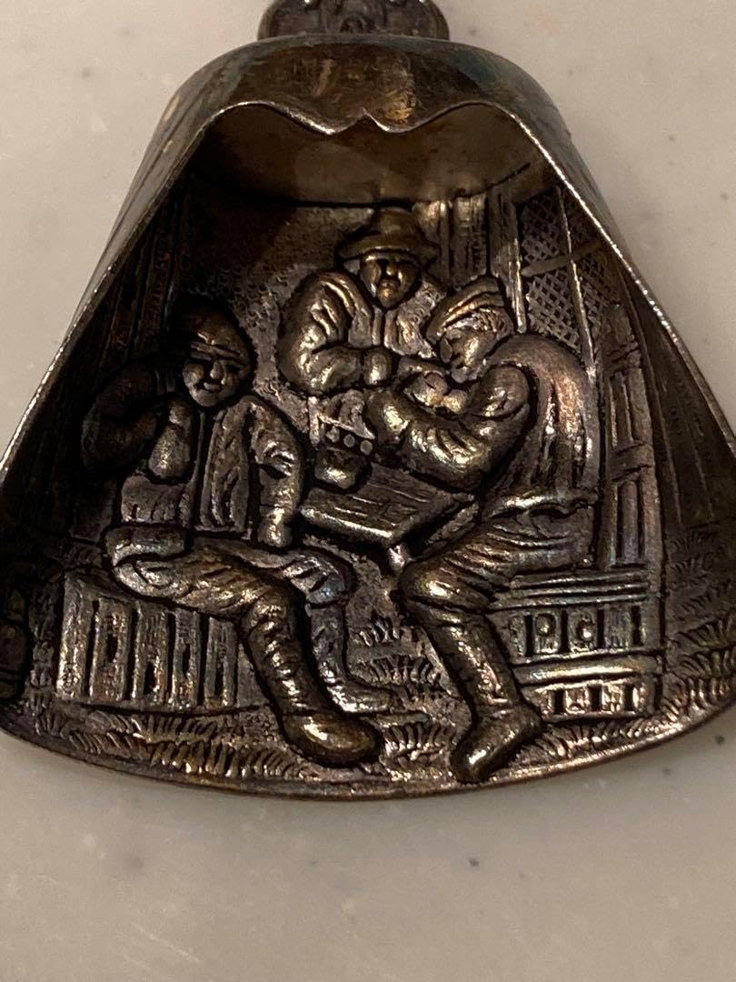 平安 健二 彫三島 建水 湯こぼし 茶道具 茶器 です。 健二造 彫三島 建