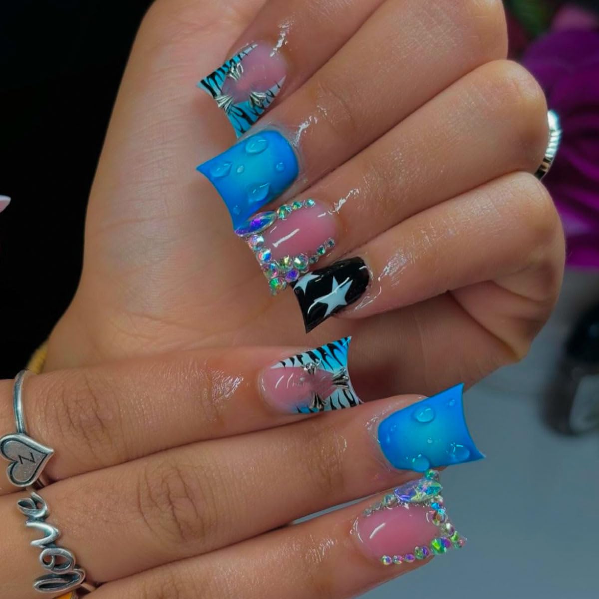 24 Pcs Press on Nails Short Square Nail Tips,YEFIUO Fake Nails Press ons Blue Zebra Pattern French Glue on Nails Acrylic Nail Art Kit Full Cover False