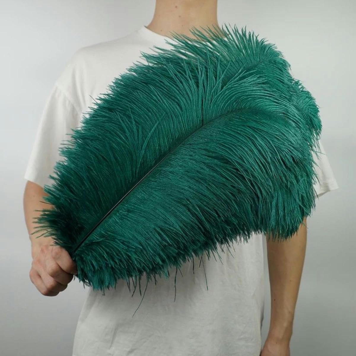 10 Stück farbige Straußenfedern zur Dekoration, weiße Straußenfedern, Tischdekoration, Karneval, Hochzeit, Party-Zubehör, Dekor, Dunkelgrün, 40–45 cm, 16–18 Zoll