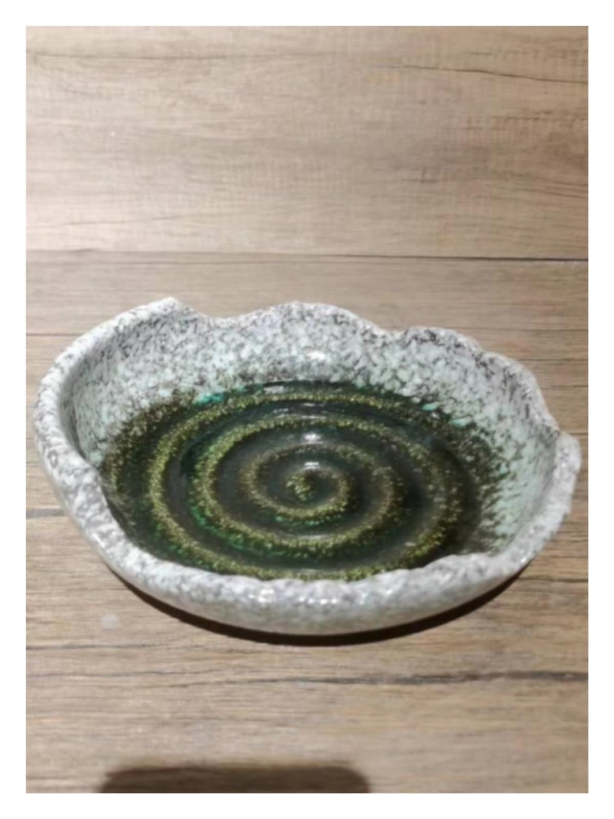 Assiettes de cuisine créatives en céramique pour vos soirées sushi et salades