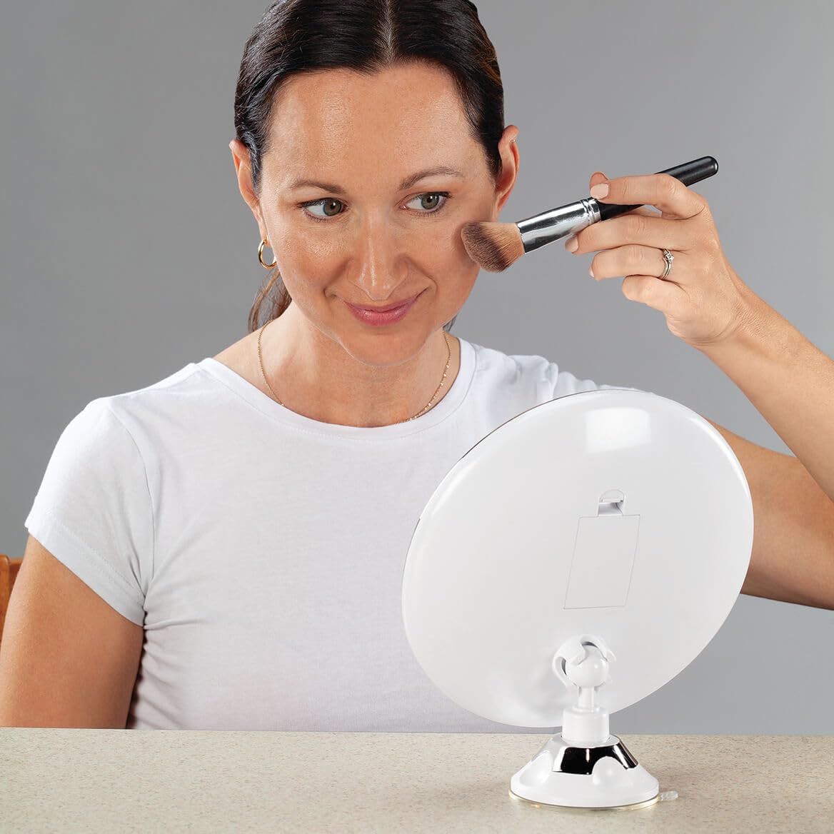 Fox Valley Traders 21 LED Light up Mirror with Suction Cup