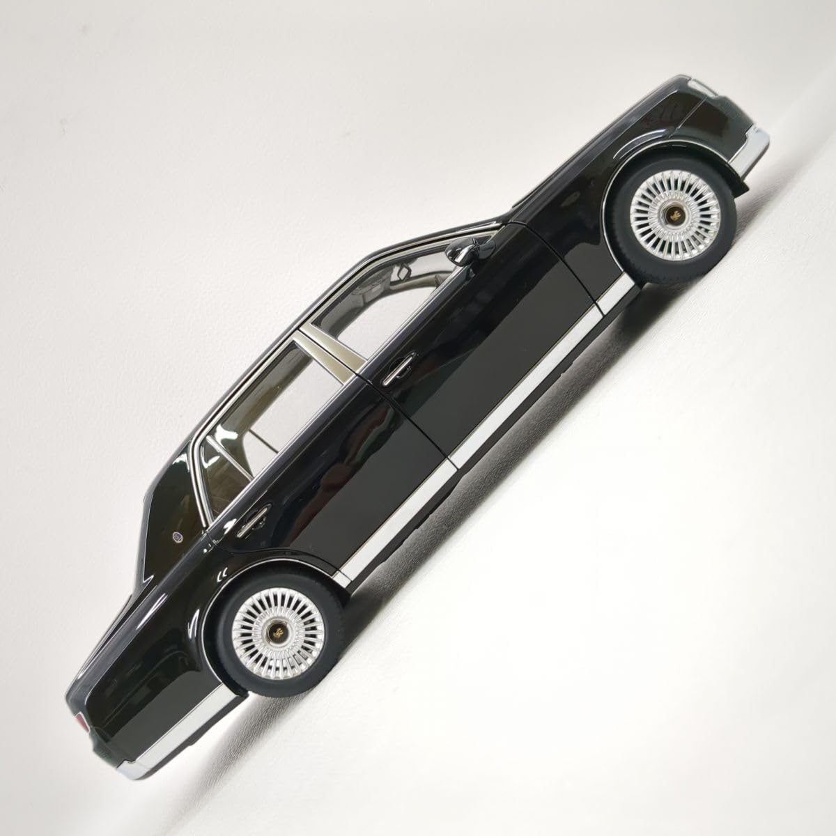 オートアート 1/18 センチュリー Century ブラック 78762 ❸ 新品 78762 オートアート 1/18 トヨタ センチュリー （神威 ＜か