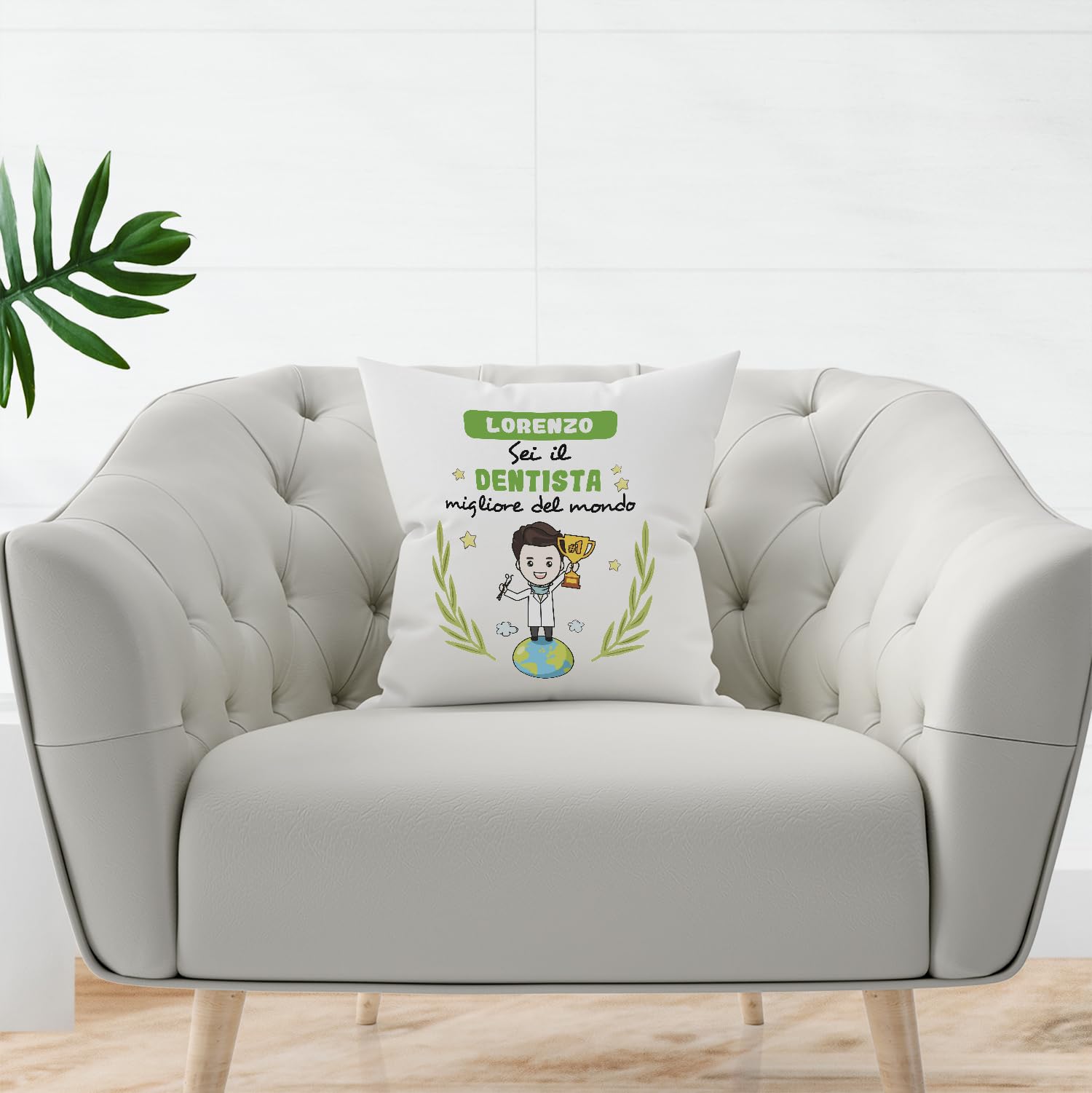 Mugffins Cuscino PERSONALIZZABILE DENTISTA uomo - In italiano - Sei migliore del mondo - Idee Regali Divertenti Laurea Compleanno - Rivestimento e Imbottitura (40x40 cm). Tatto Cotone