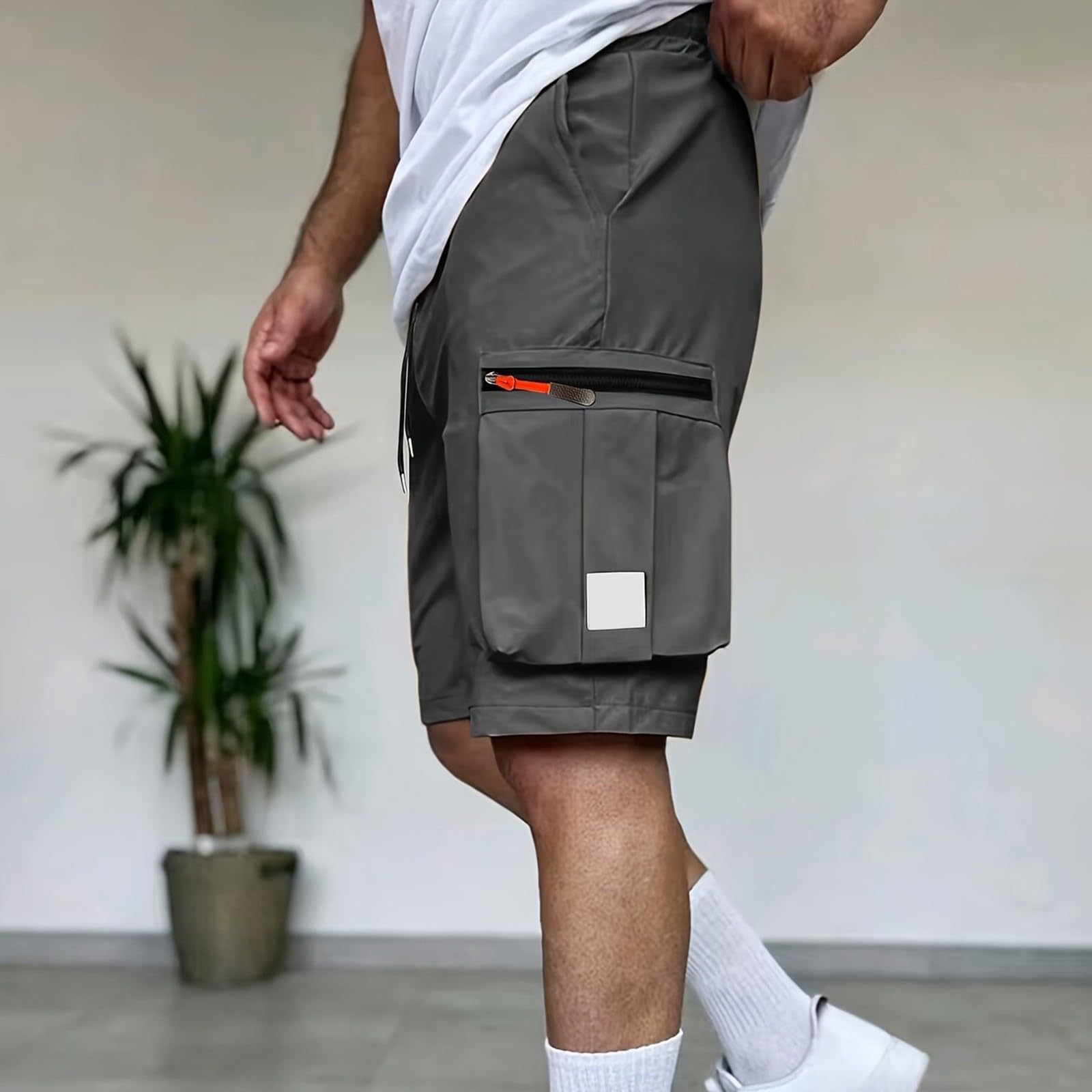 Pantaloncini cargo da uomo, lunghezza al ginocchio, tinta unita: pantaloni corti con tasche | Pratici