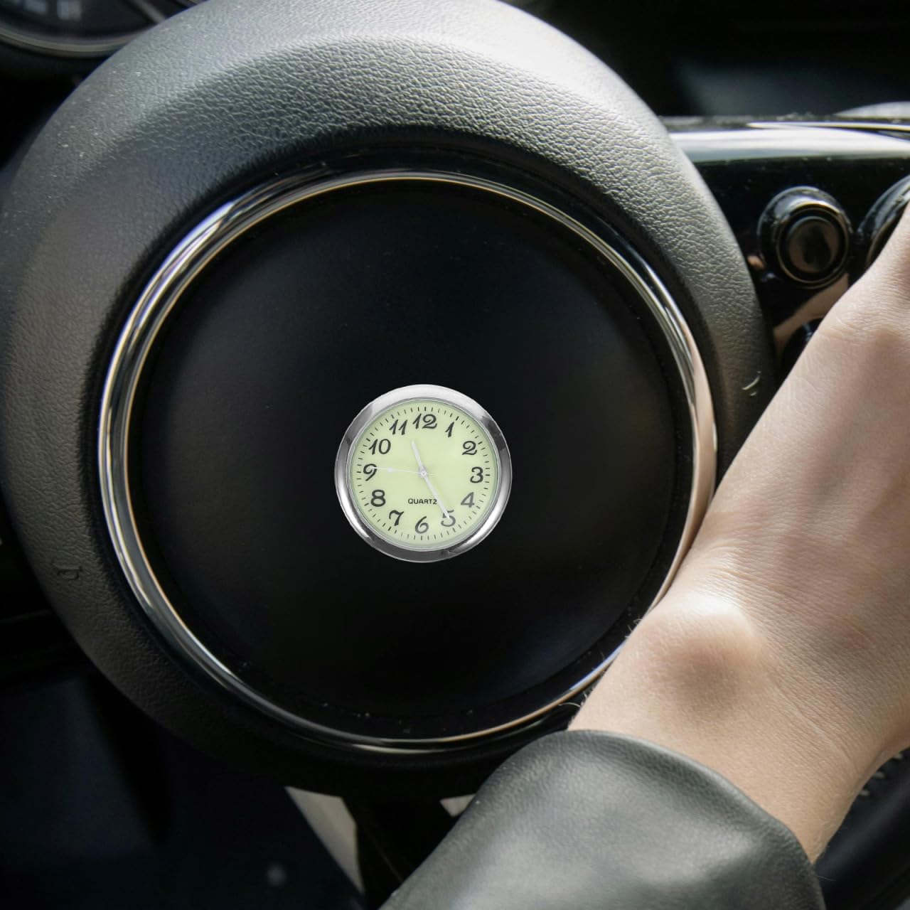 Mini Quartz Car Clock Stick on Dashboard Luminous Clock Compact 1.49 Inch Car Interior Ornament