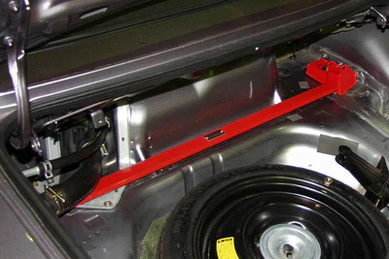 Amazon | オートエクゼ(Auto Exe) ストラットタワーバー リア