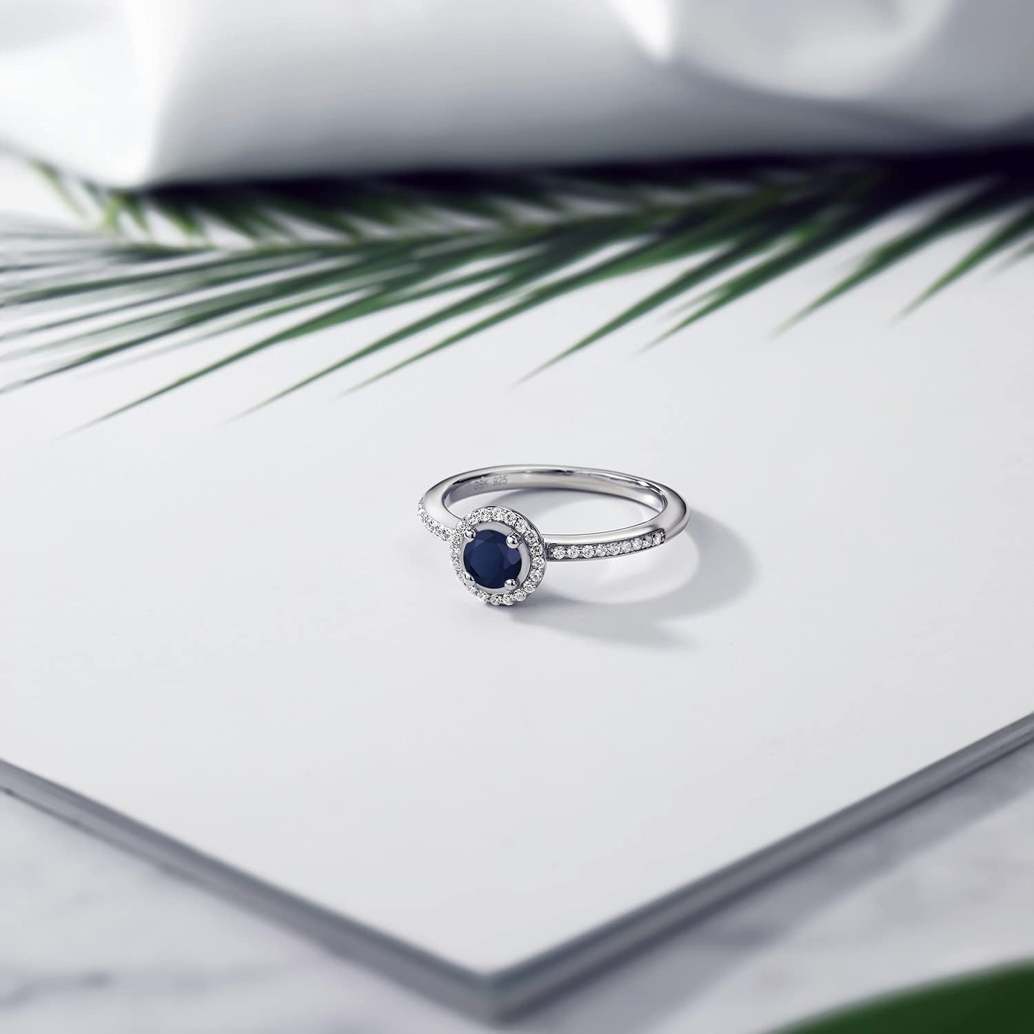 Gem Stone King 925 Sterling Silver Blue Sapphire Engagement Ring For Women | 0.79 Cttw | Round 5MM | Gemstone Birthstone | Wedding Engagement Anniversary Promise Ring For Women