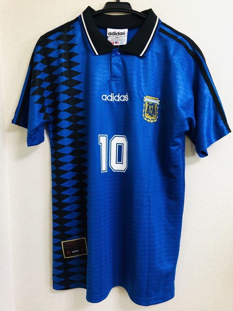 新品　マラドーナ 1994 アメリカW杯 アルゼンチン レプリカユニフォーム Amazon.co.jp: マラドーナ 1994アメリカW杯アルゼンチンレプリカ