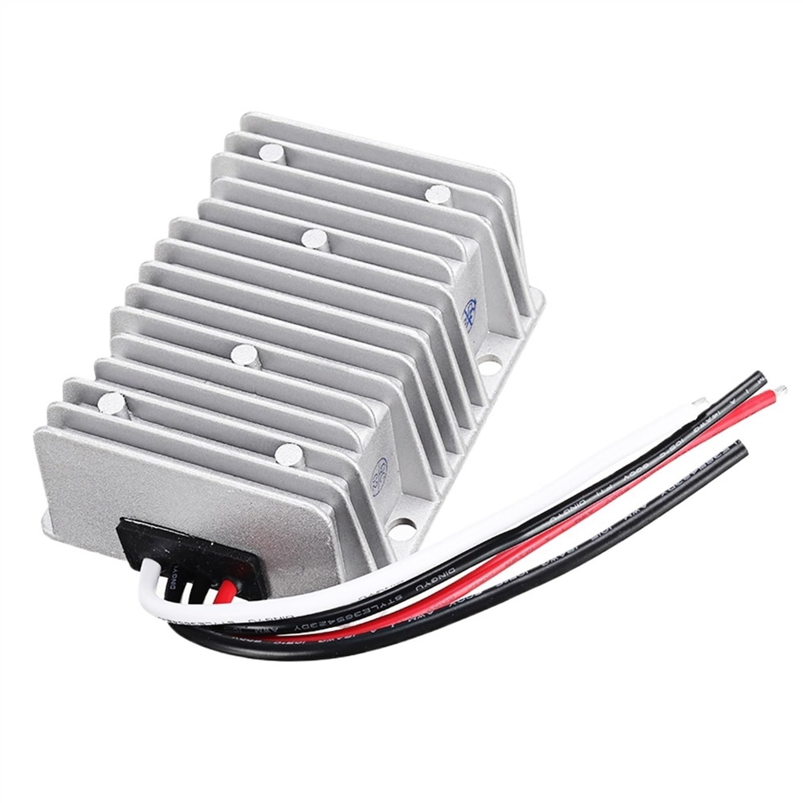 Régulateur convertisseur abaisseur 12V 30A pour éliminer les coupures de courant en mer