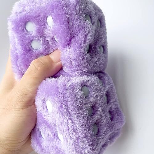 Miniatura 4 de Par de dados de felpa difusos de espejo blanco con puntos negros de 3 pulgadas, adornos colgantes decorativos de felpa blanca y negra para automóvil.