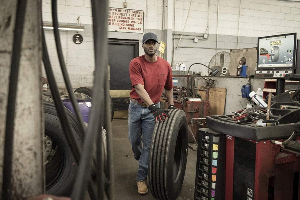 Wrangler Riggs Workwear Men's Short Sleeve Pocket Performance T-Shirt - Image 3
