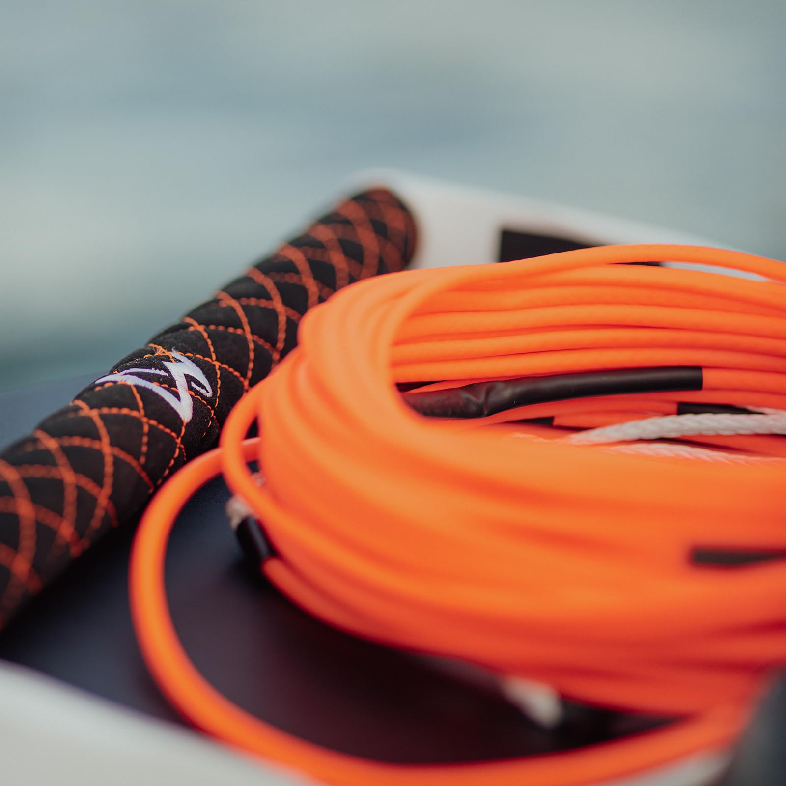 MESLE Wakeboard Haupt-Leine Ten 80', Non-Stretch Silikon Rope, Länge 24,4 m - 15,2 m, 7 Sektionen, Dyneema-Silikon Wettkampf-Seil, schwimmend, inkl. Rope Keeper