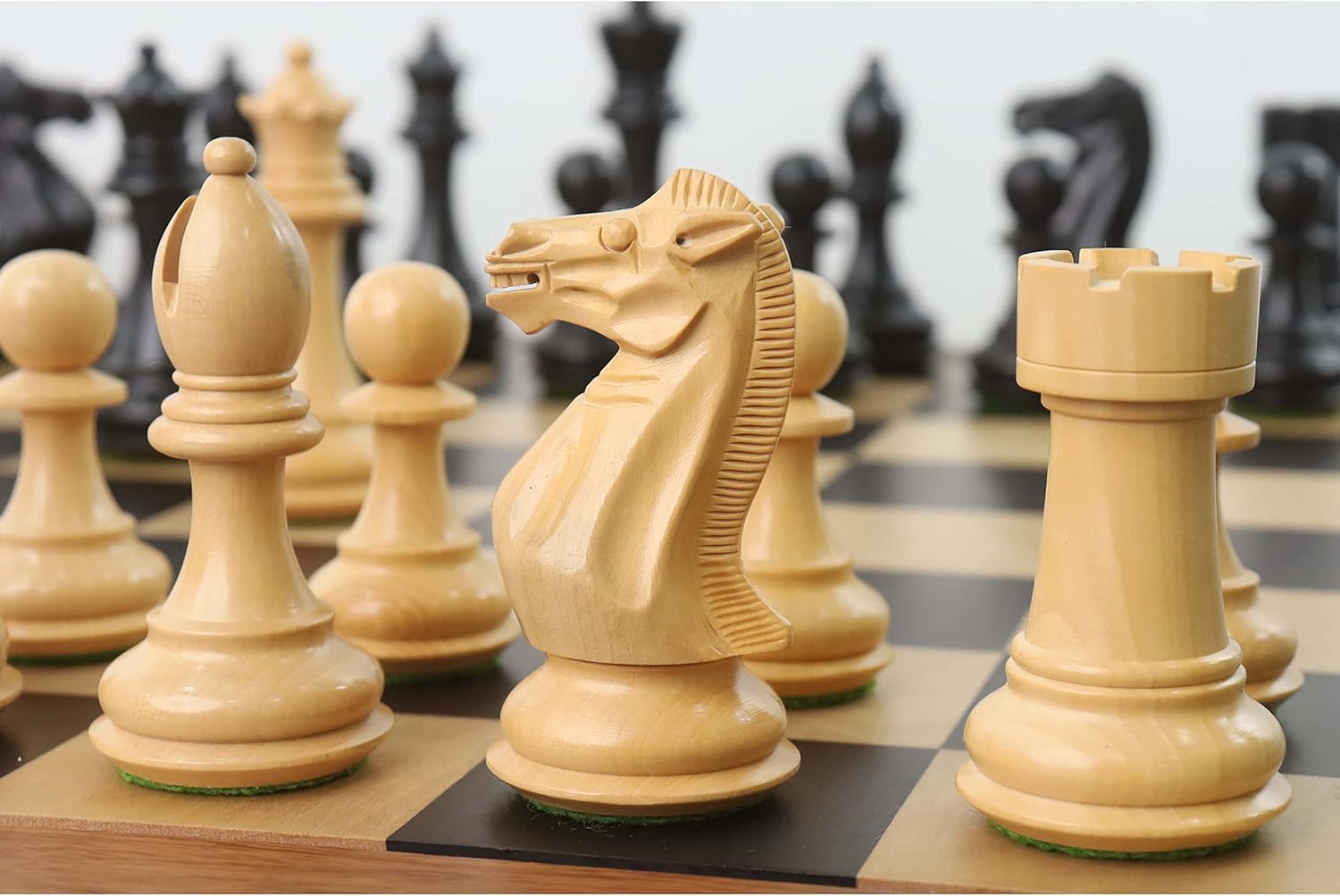 Pro Staunton - Set di pezzi per scacchi, 10,4 cm, in legno ebanizzato zavorrato, 4 regine