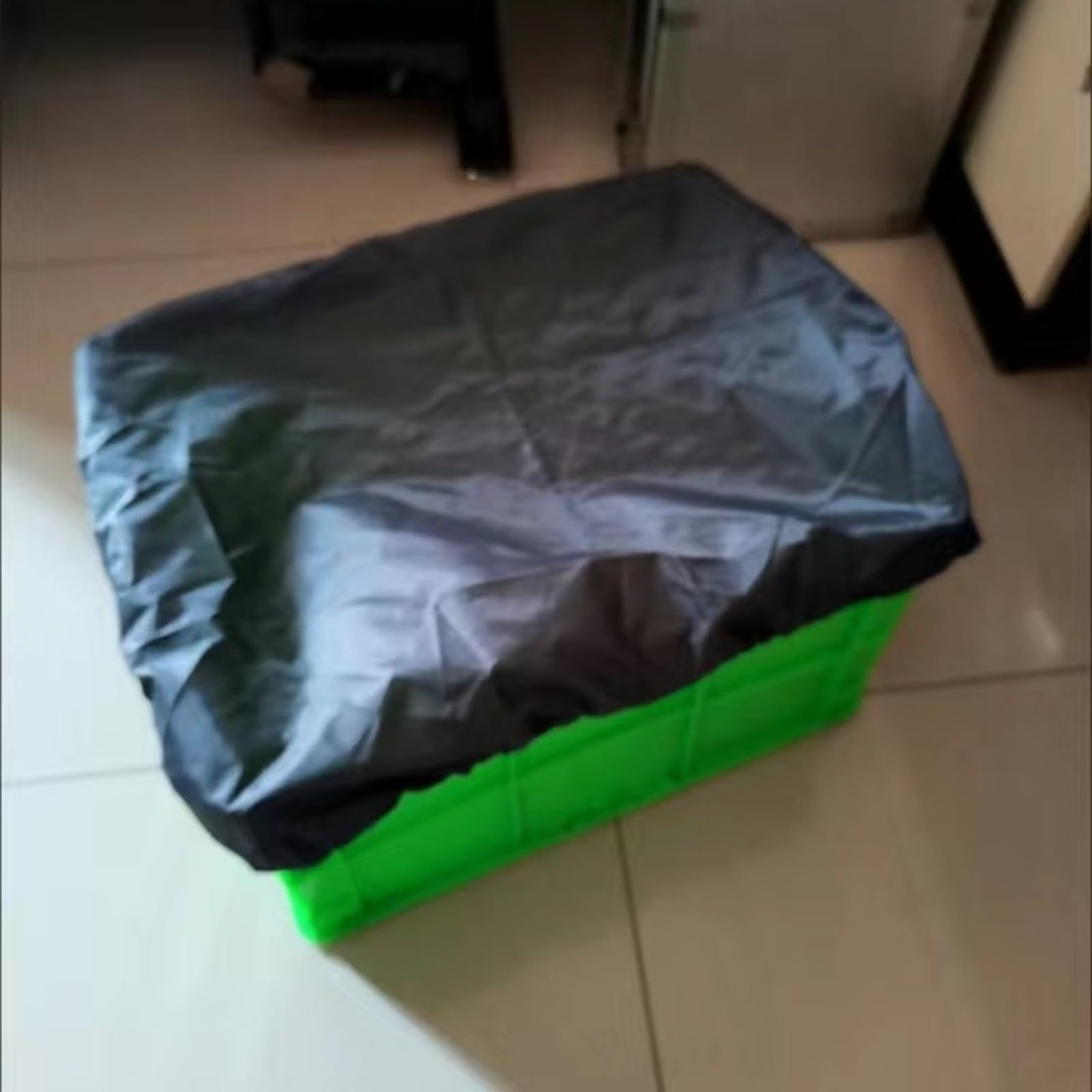 Wasserdichte Abdeckplane Für Aufbewahrungsboxen | 210D Polyester Staubschutz | Reißfest & UV-Beständig (97 × 75 × 10cm,schwarz)