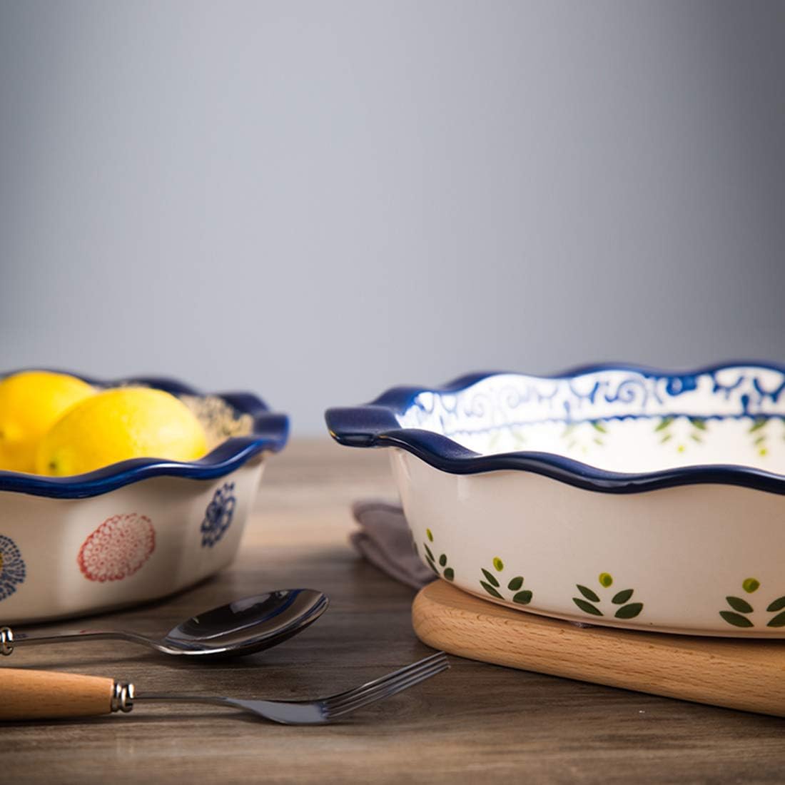 OISII 10" Christmas Round Pie Pan Pizza Baking Serving Dish Oven Bakeware - Set of 1 (9" - Blue floral)