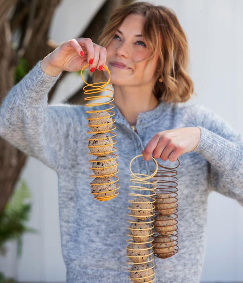 Dehner Natura Premium Meisenknödel ohne Netz, Beerenknödel, ganzjähriges Wildvogelfutter proteinreich / energiereich, im Eimer, 100 Stück je 90 g (9 kg)