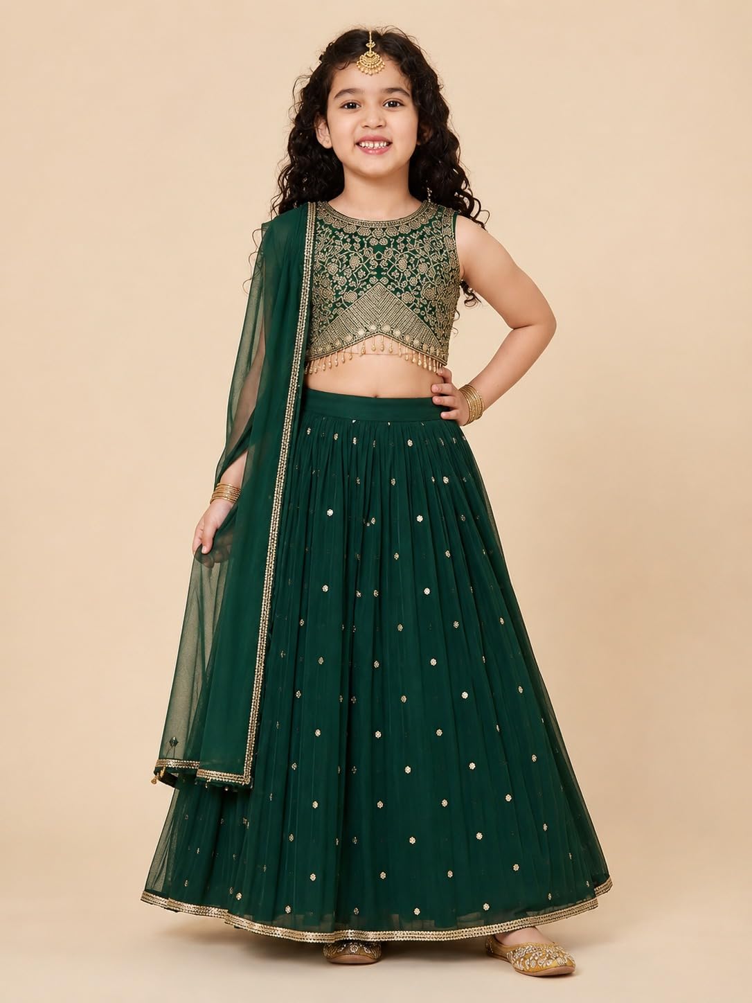 A.T.U.N. (ALL THINGS UBER NICE) Zardozi 3-częściowy zestaw Lehenga z haftem nicią Dupatta i pikowanym topem Choli dla dziewczynek | Designerski świąteczny strój etniczny