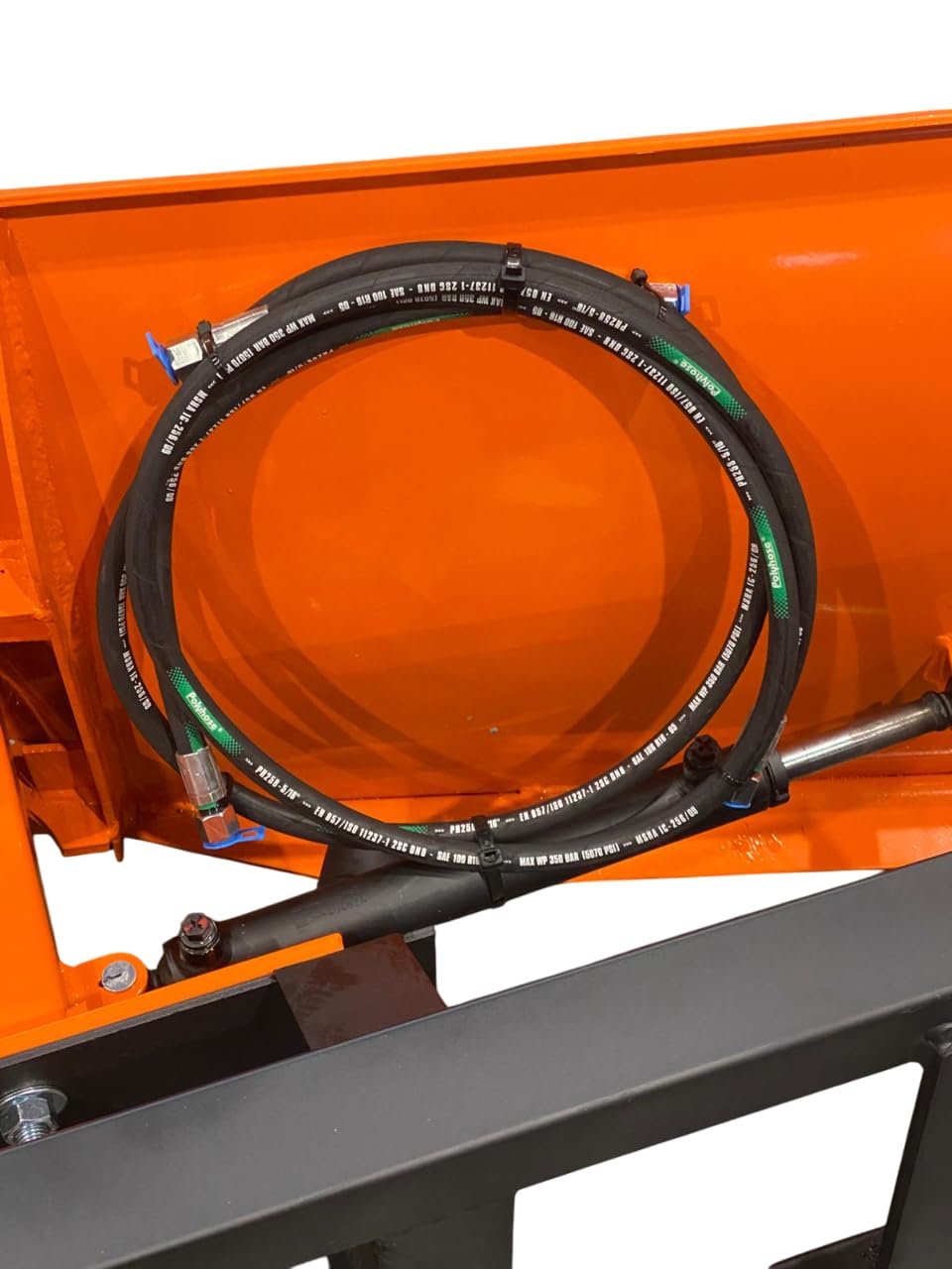 Schneepflug Schneeschild Vario Euro Aufnahme/Arbeitsbreite 225cm inklusive Hydraulikzubehör