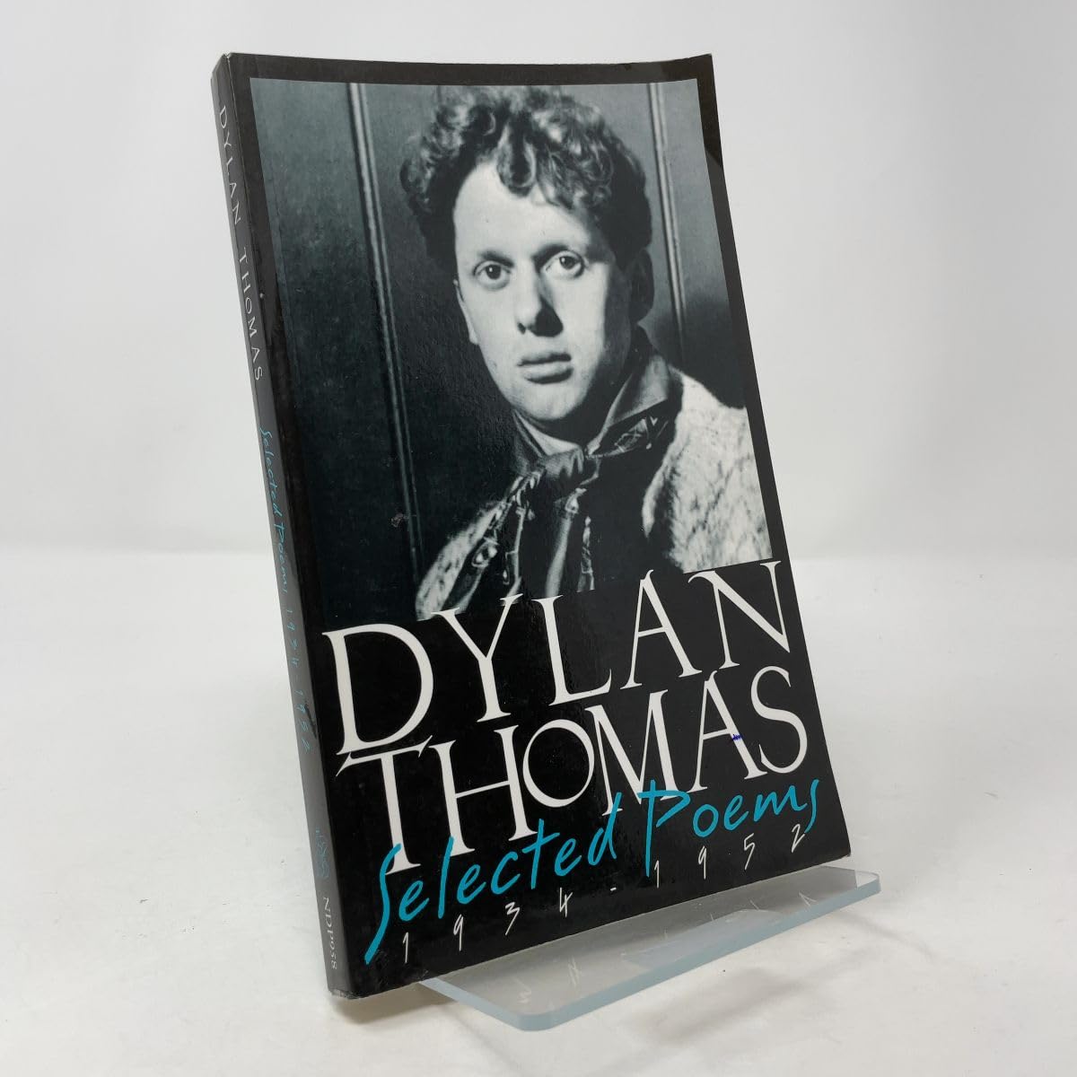Buy Selected Poems 1934–1952 Rev — BookShops.in