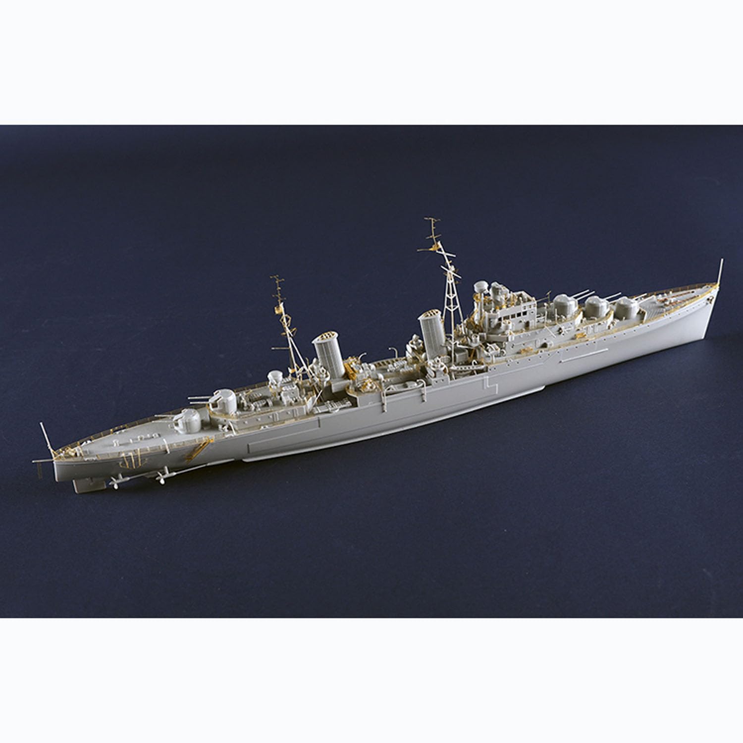 TOUCAN RC HOBBY 1/350 Trumpeter 05366 HMS Naiad Royal Navy Cruiser Plastic Static Ship Model Kit, US in Stock