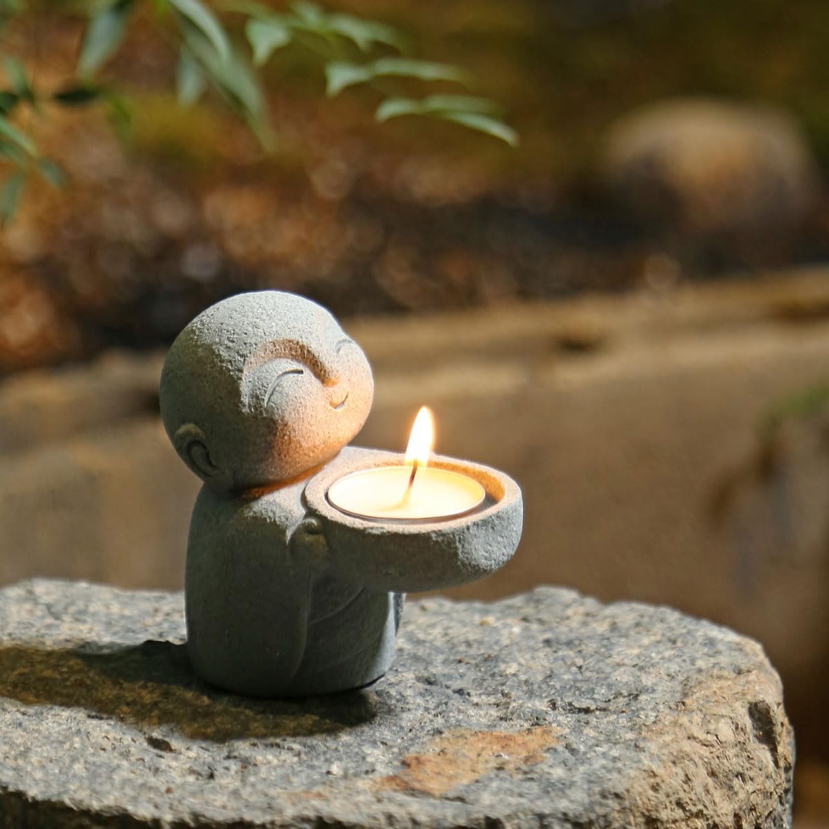 Statue Bouddha en grès imitation pierre bleue – Sculpture moine Jizo méditation zen décoration intérieur Feng Shui prospérité