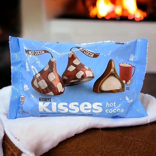 Miniatura 4 de Paquete de dulces de chocolate de Navidad con Hershey's Kisses, bolsa de 9 onzas (paquete de 2) y calcomanías navideñas de Papá Noel, árbol y muñeco