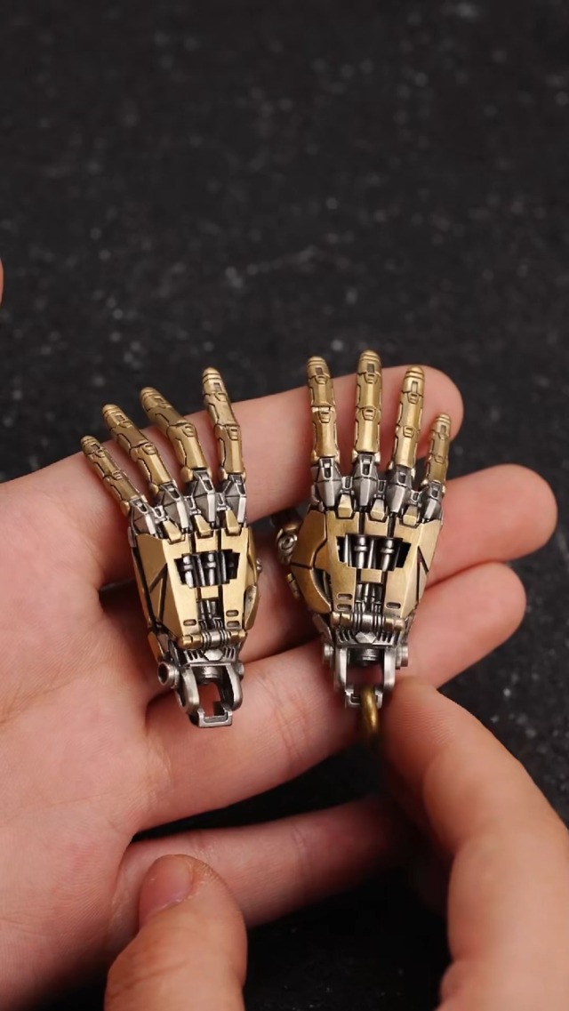 Amazon.co.jp: [COPPERTIST.WU] メカニカルハンドペンダント