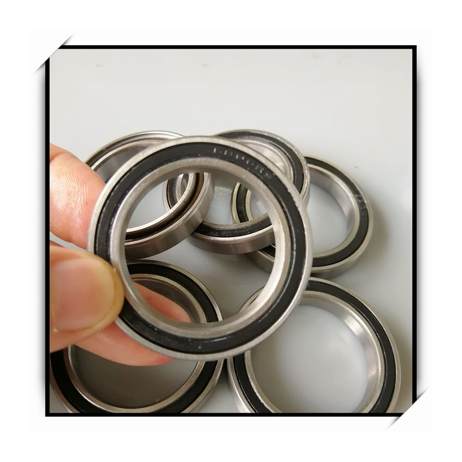 Bearings 2PCS HYBRID تحمل السيراميك، 25x37x7mm ABEC-7. دراجات أقواس أسفل وقطع غيار 680 5RS. الكرات