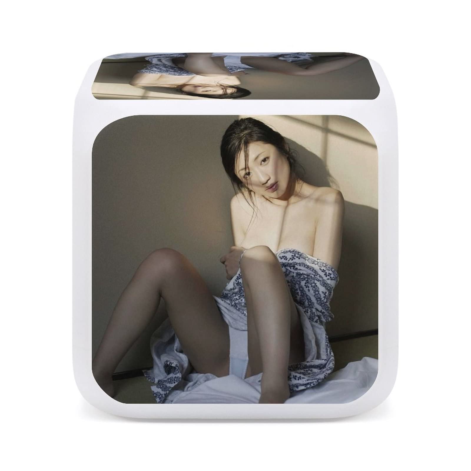 Amazon｜壇蜜 目覚まし時計 置き時計 クロック時計 デジタル 温度 湿度計 睡眠を助ける 大音量 大画面 バックライト 7色変換 多機能  カレンダー付き 省エネ 電池式 オフィス 寝室 おしゃれ｜置き時計・掛け時計 オンライン通販