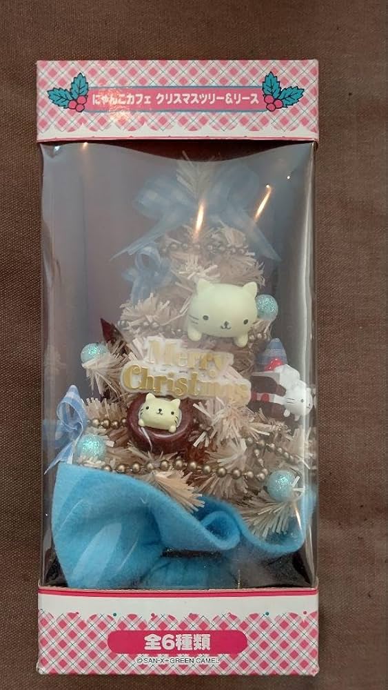 にゃんにゃんにゃんこ　にゃんこカフェ　クリスマスリース にゃんにゃんにゃんこにゃんこカフェクリスマスツリーとリース