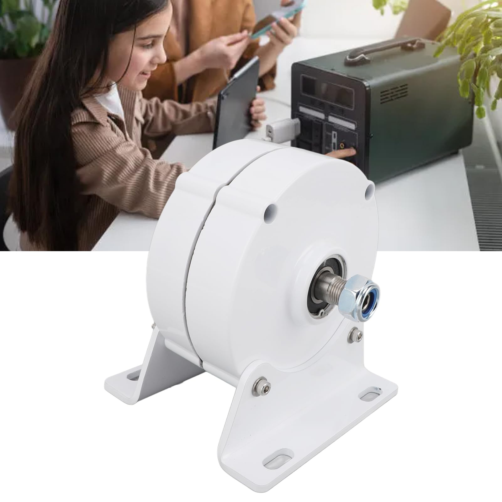 Motore sincrono a magneti permanenti Generatore trifase AC a doppio albero ad alta efficienza Uscita 48V per turbina eolica domestica Lega di alluminio Acciaio al carbonio 15 x (200W)