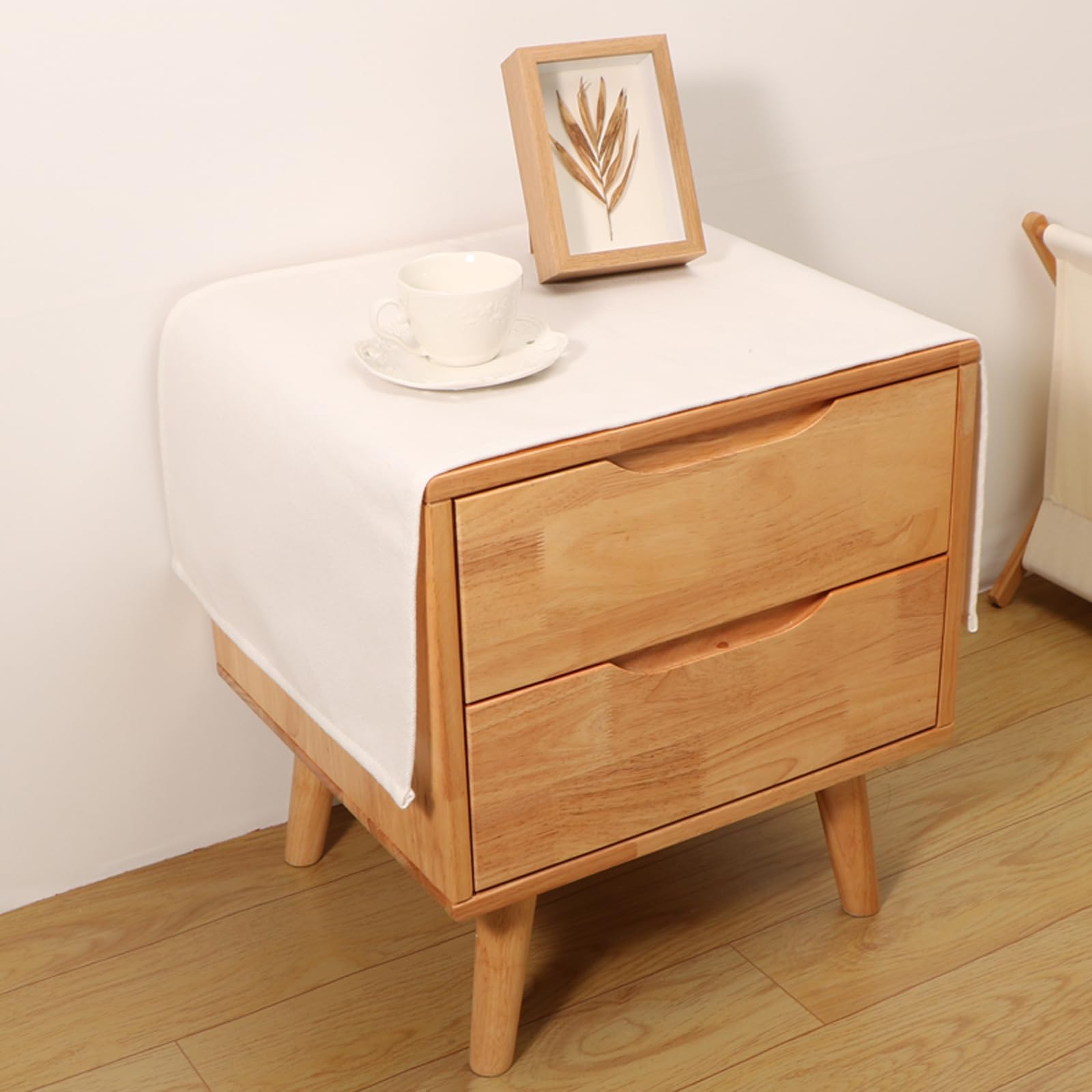 Utobanh Small Bedside Tablecloth Table Dustcover End Tabletop Home Decoration Fabric Tablecloth Nightstand Table Covering Doilies for Furniture Décor