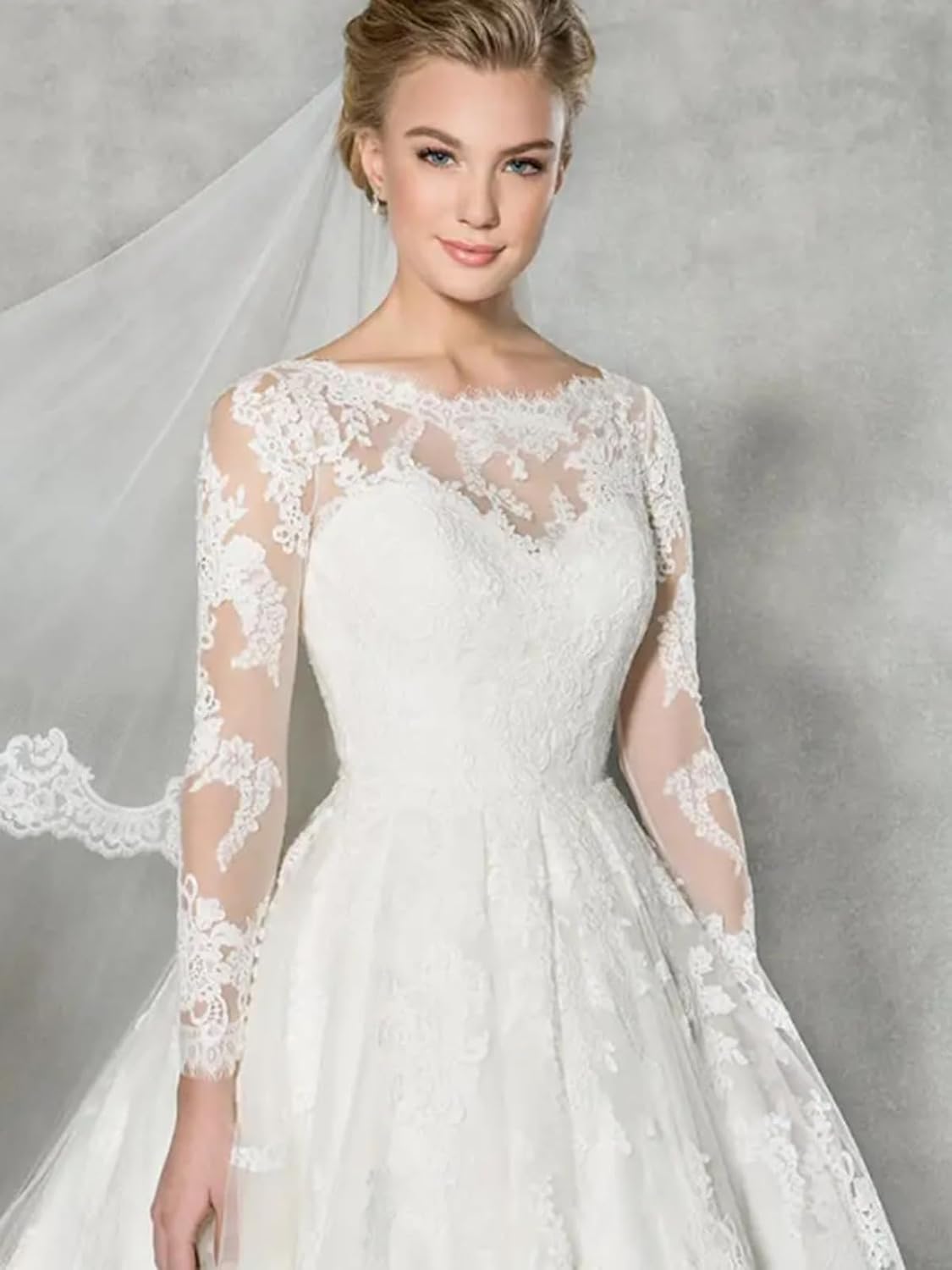 Sheer Tulle Short Wedding Dresses for Bride Elegant A-Line Lace Applique Engagement Dress for Women