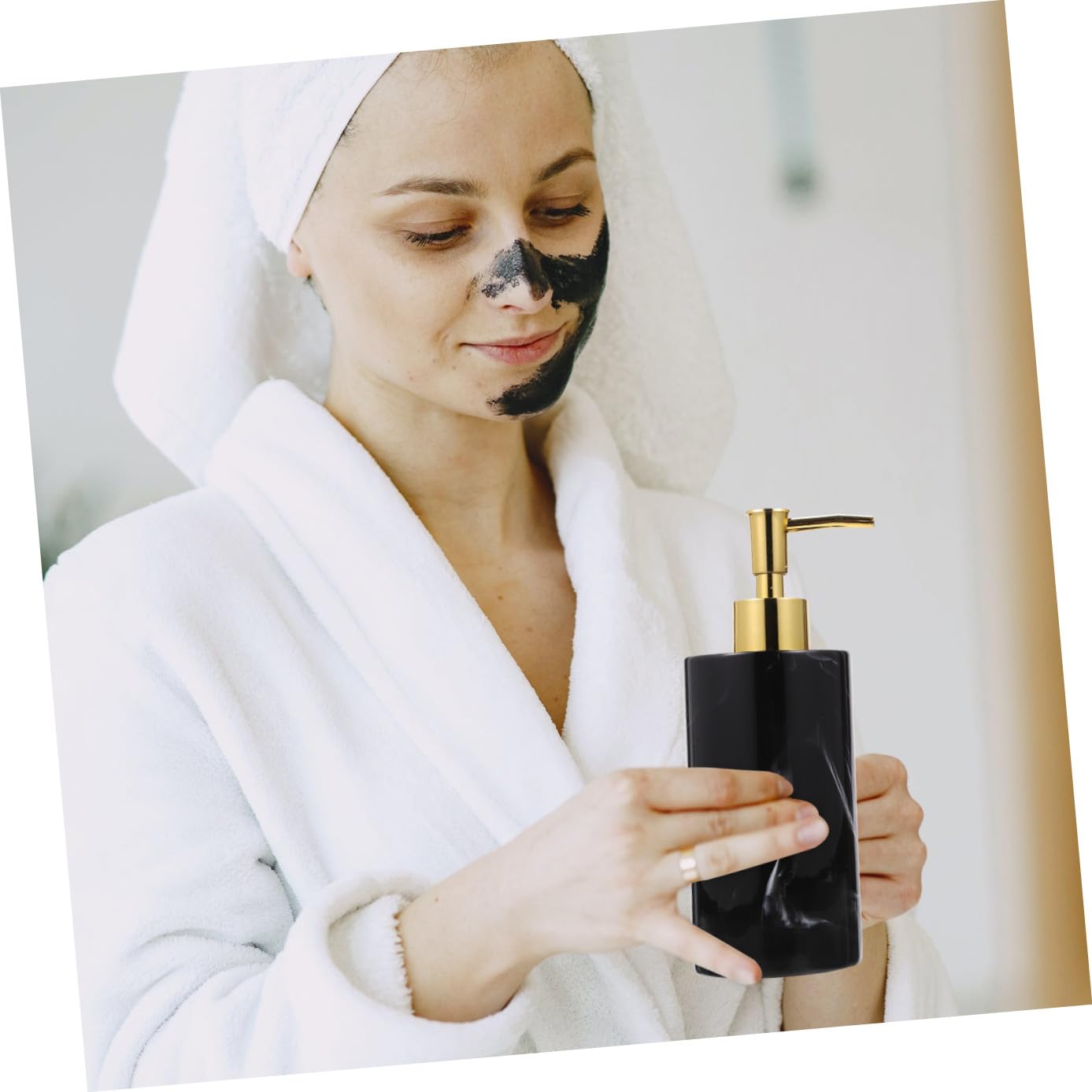 VALICLUD 350ml Schwarze Pressflasche aus Kunstharz für Shampoo und Duschgel mit Innovativem Design und Abfallvermeidung für Badezimmer zu Hause und Hotel Zufällige Farbe
