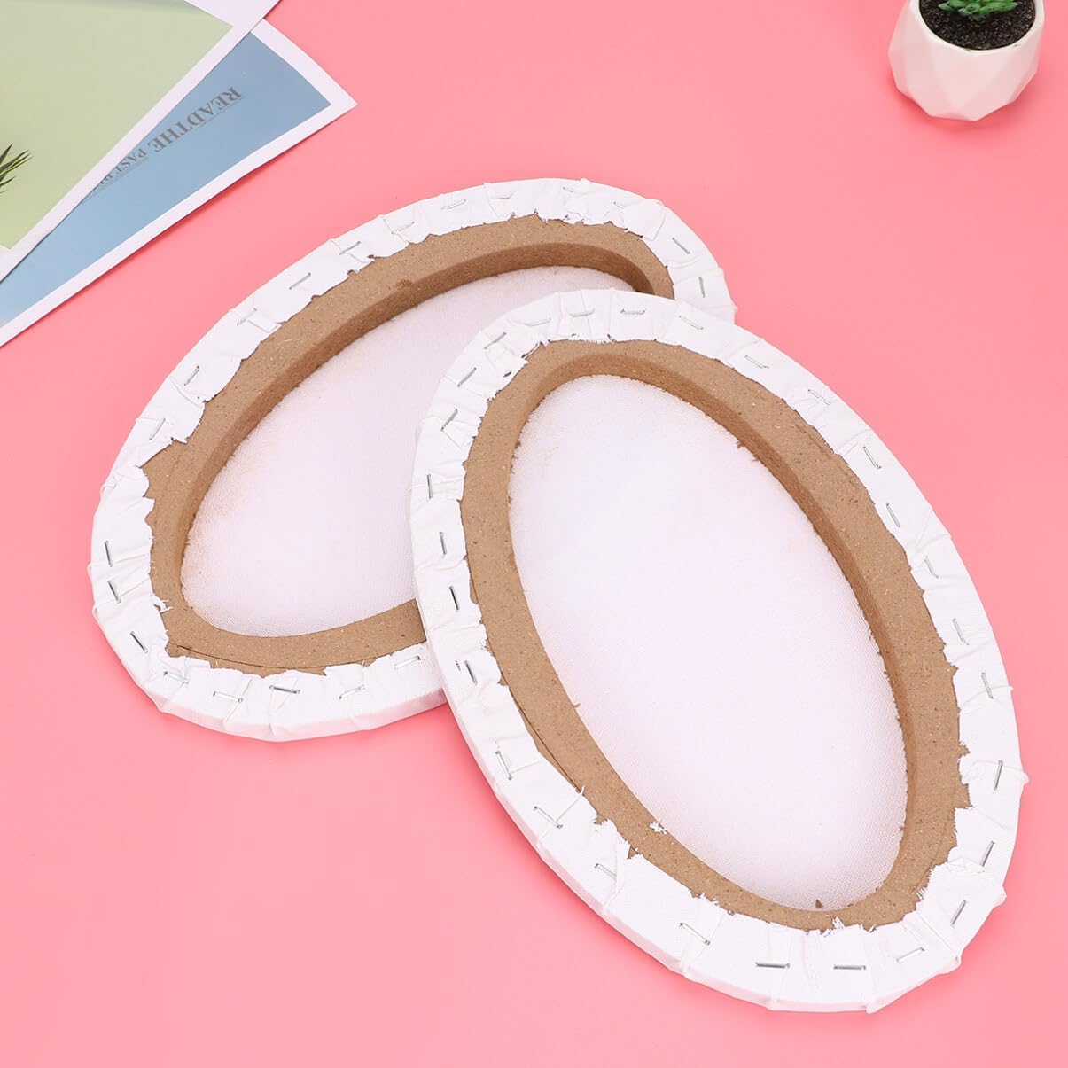TEHAUX 2pcs Irregular Acrylic Drawing Boards for Students Oval White Creative Painting Panels Canvas for for Art Projects and Hobbyists
