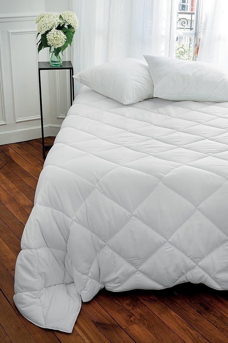 Couette Polyester Blanche POYET MOTTE - Ado Marijuana Séjour Printemps Été - 140 x 200 cm - Gamme Toronto