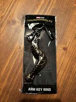 Amazon.co.jp: サンダーボルツ バッキー アームキーホルダー Amazon.co.jp: サンダーボルツ バッキー アームキーホルダー