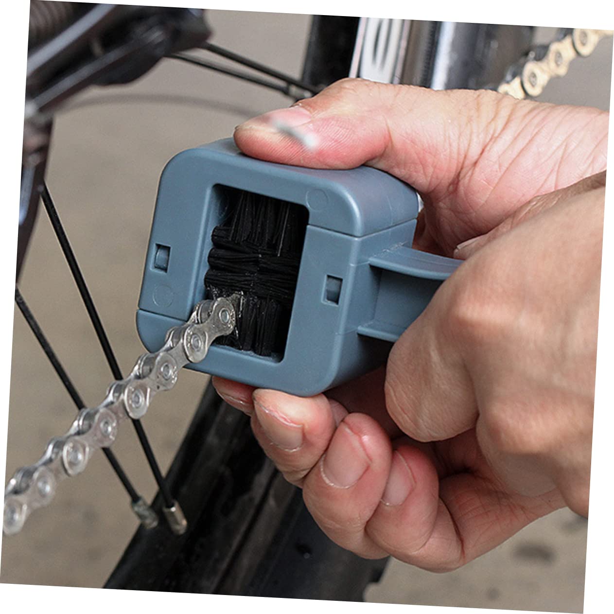 Toddmomy Multi-Function Chain Brush Bike Chain Cleaner Tool Bike Supplies Portable Motorcycle Cleaner