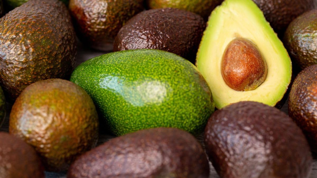 Aceite de Aguacate 100% Puro 1 L | Prensado en Frío, Alto Punto de Humo | Perfecto para Freír, Cocinar, Asar, Ensaladas, Dieta Keto, Repostería y Cocina Saludable