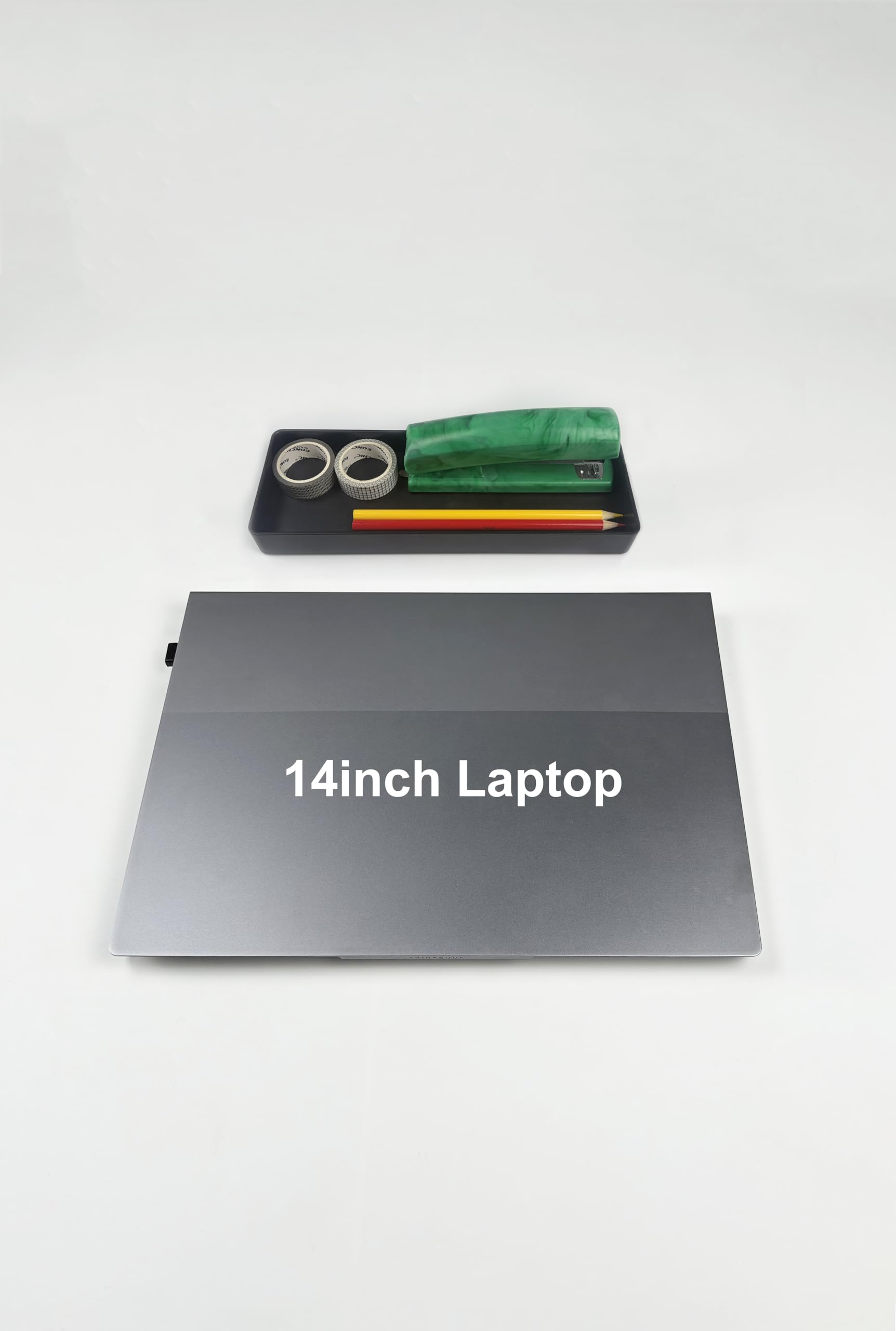 Amazon Basics Organiseur en plastique à accessoires Petit format Rectangulaire, 23.9 x 8.4 x 2.5 cm, Noir