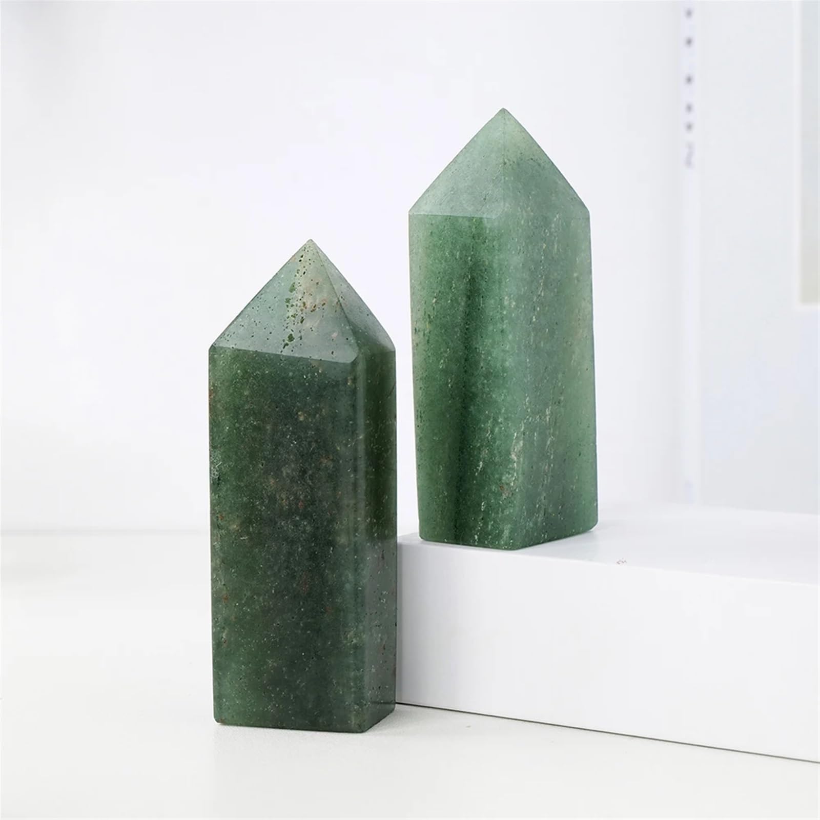 Kristallornamente Natürlicher Edelstein, grüner Erdbeerquarz, Kristallspitze, heilender Energiestein, Heimdekoration, Reiki, poliertes Kunsthandwerk Wunderschöner Kristall(100-150g)