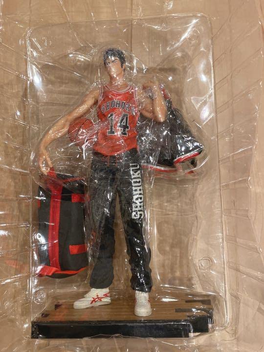 スラムダンク　三井寿 33cm PVC製　フィギュア Amazon.co.jp: スラムダンク slam dunk フィギュア 三井寿と鉄男