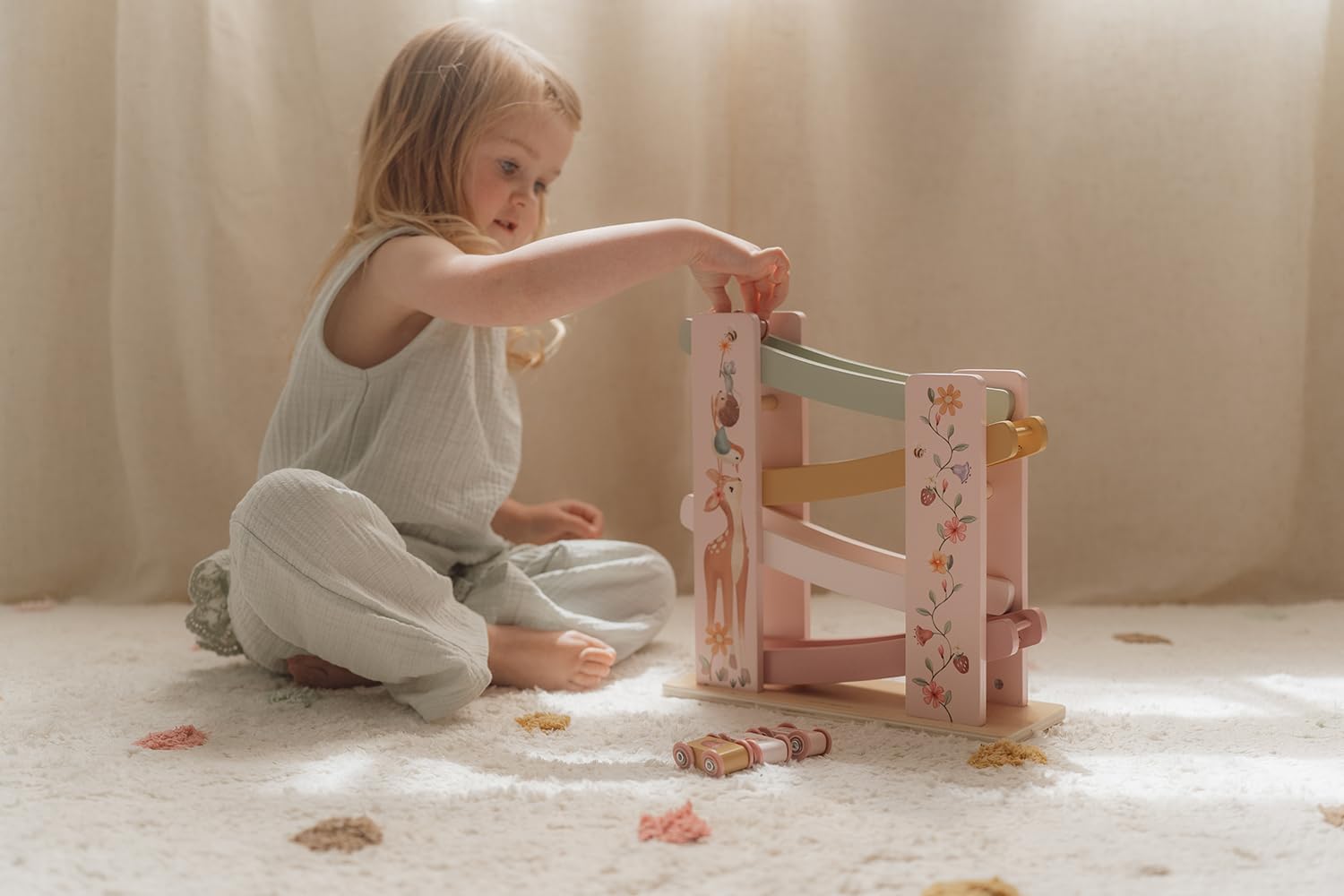 Little Dutch Pista de Carreras de Coches de Juguete de Madera con 3 Coches para Niños Rosa - Fairy Garden