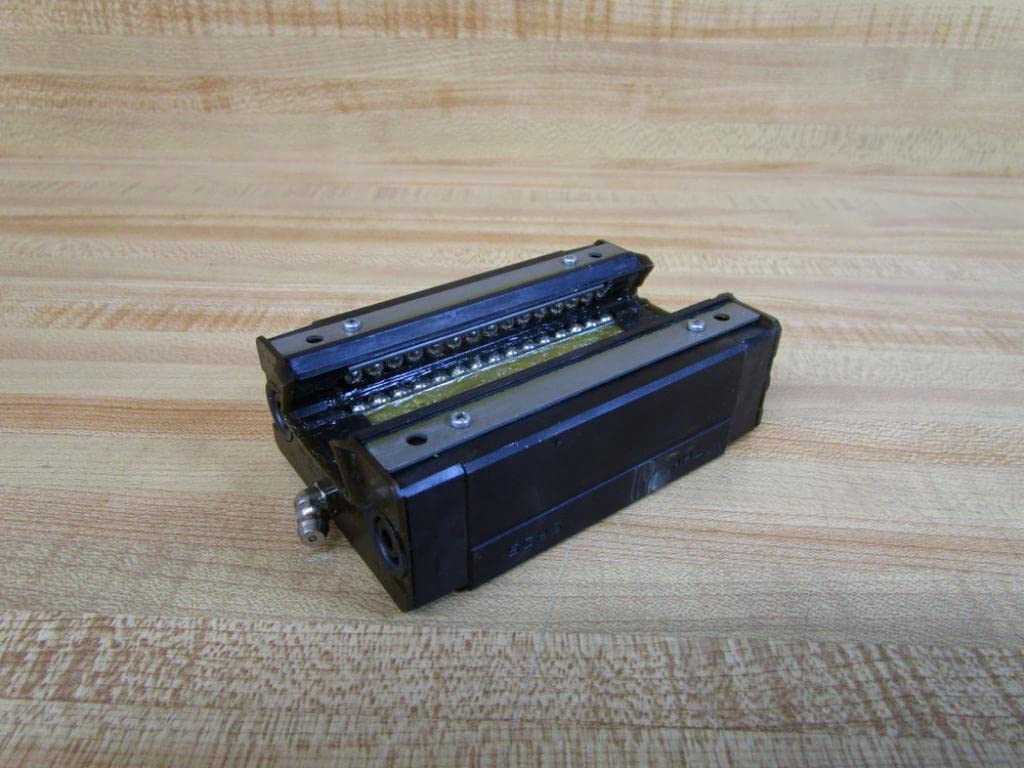 THK SR35W LINEAR BEARING Industrial & Scientific