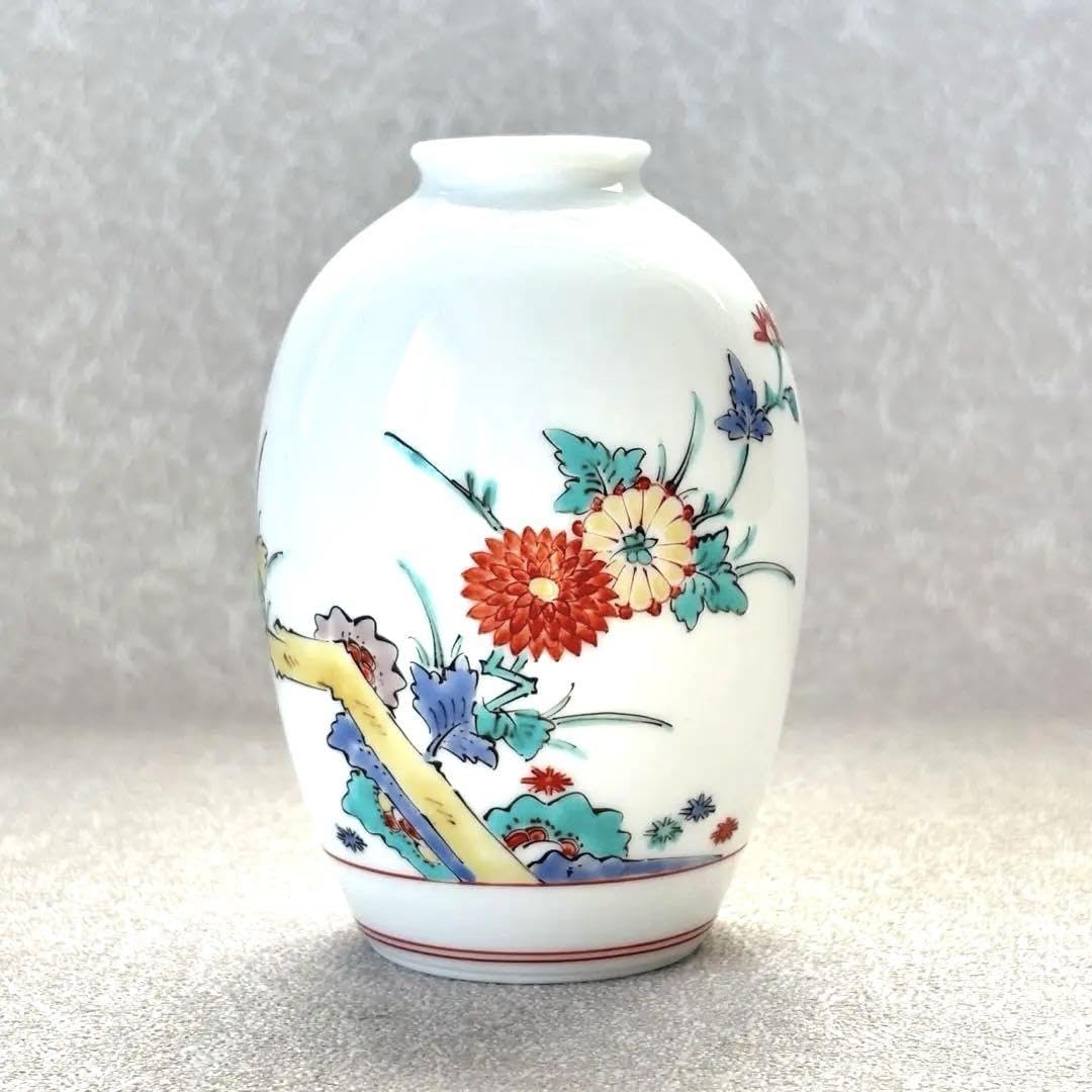 ⭕248 美品 十四代酒井田柿右衛門 菊鳥文花瓶 共箱10.7cm無傷/人間国宝 Amazon.co.jp: 人間国宝 十四代酒井田柿右衛門 菊鳥文様花瓶 有田焼