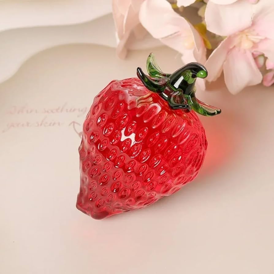 ガラスオーナメント 苺タルト                  新品未使用‼️ ガラスオーナメント 苺タルト 新品未使用‼️
