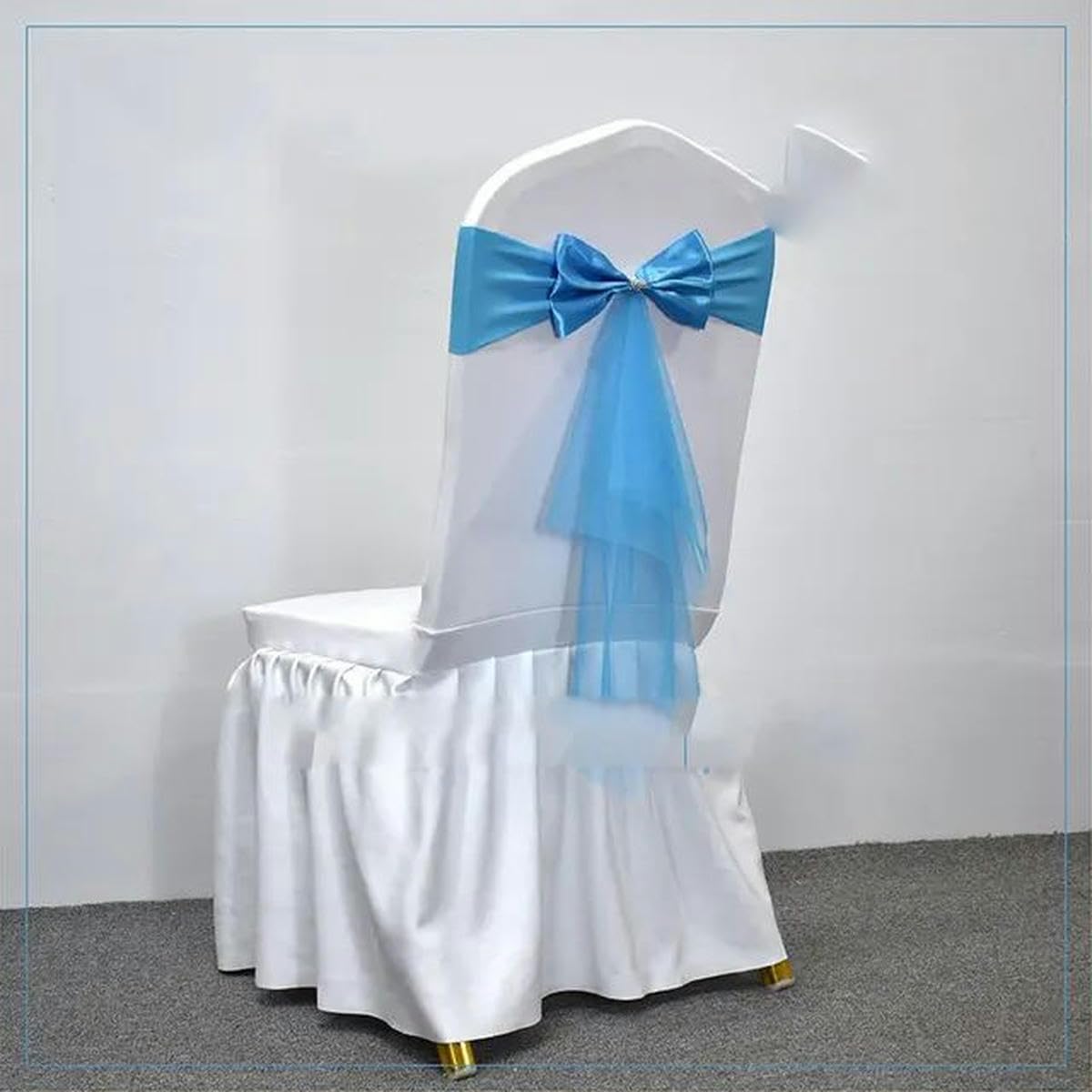 Lazos de licra azul lago para sillas de banquete pack de 50 piezas con gasa