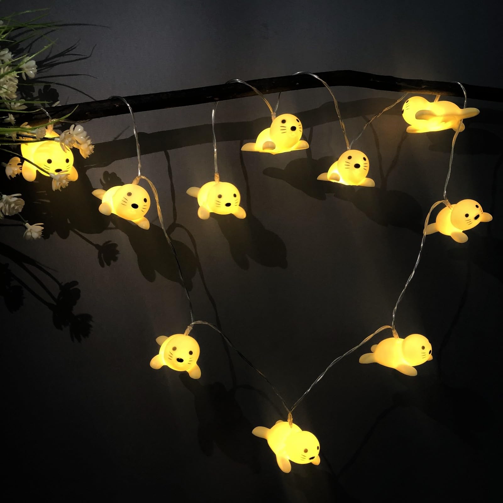 Riaxuebiy Cute Sea Seal Fairy Lights 1.65m 10 LEDs Sea Lion String Lights Warm White Battery Operated Bedroom Children Room Beach Party Decor Chain of Lights (Beige Seal)